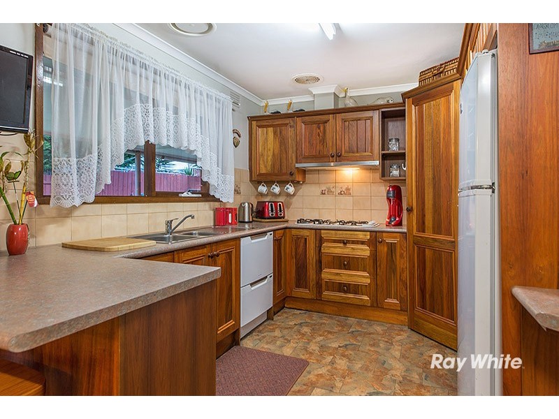 13 Marnebeck Court, Cranbourne VIC 3977