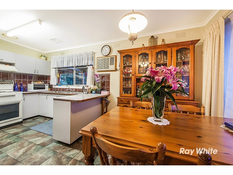 42 Taylor Street, Cranbourne VIC 3977