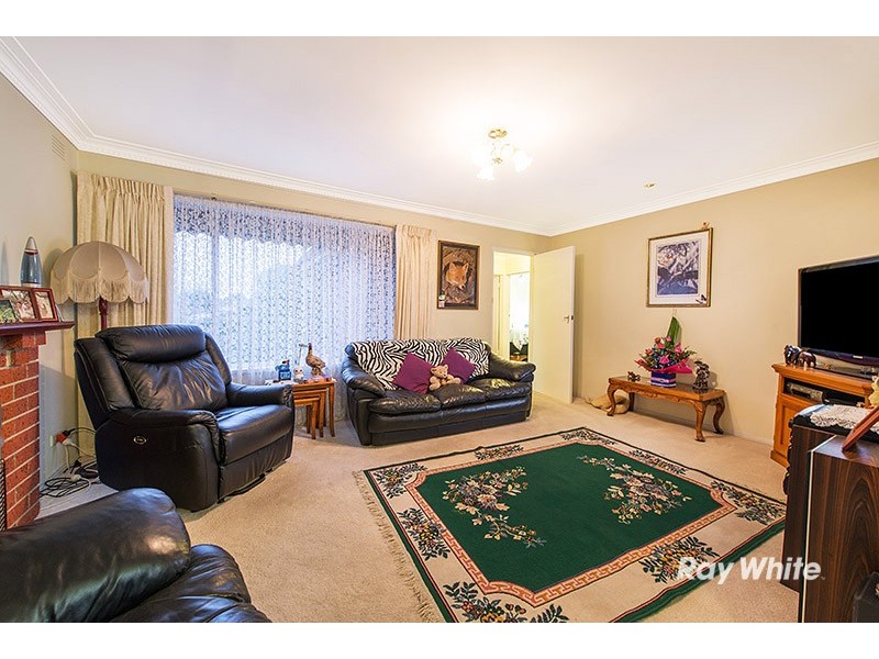 42 Taylor Street, Cranbourne VIC 3977
