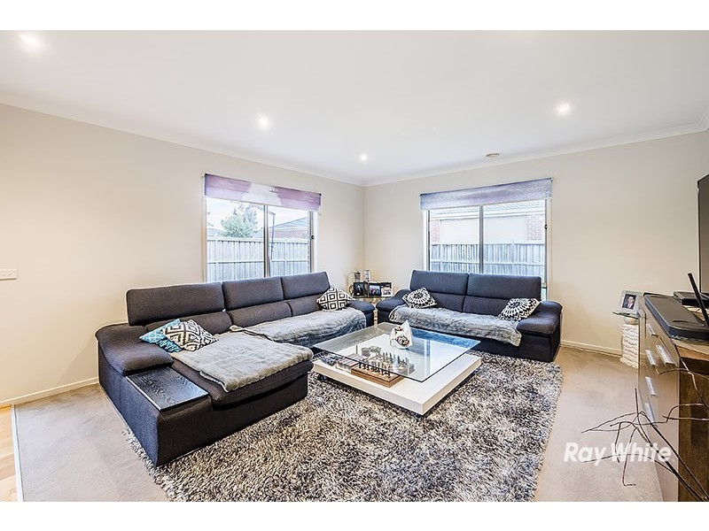 58 Melington Drive, Lyndhurst VIC 3975