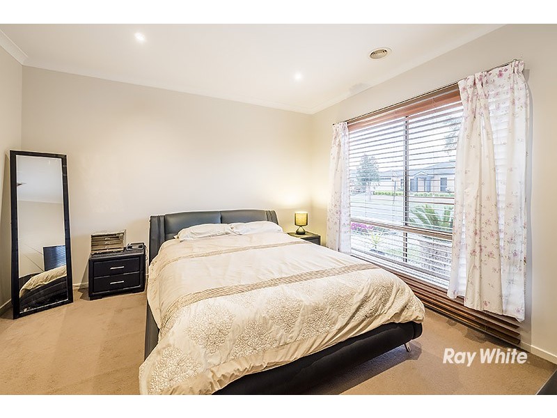 58 Melington Drive, Lyndhurst VIC 3975