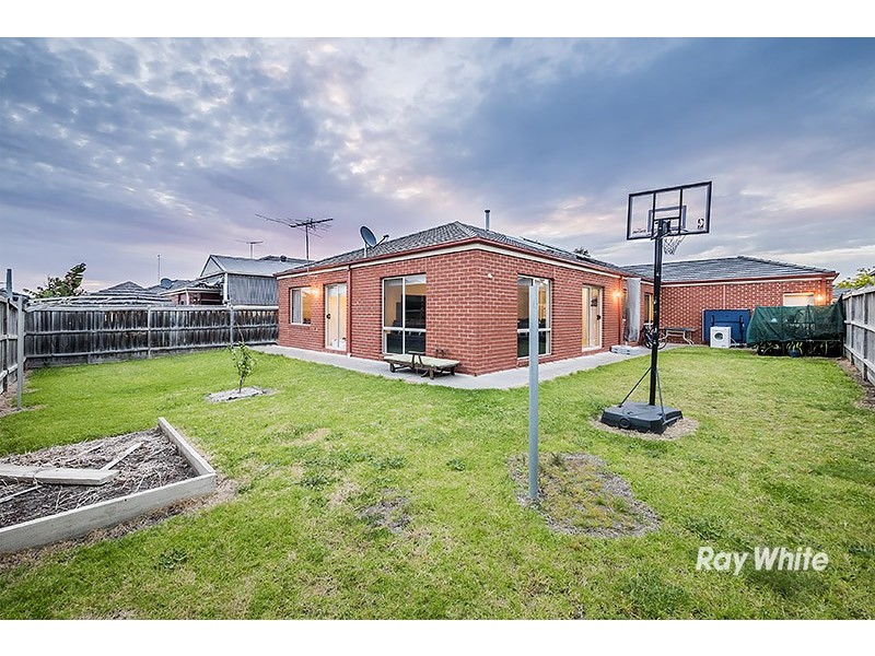 58 Melington Drive, Lyndhurst VIC 3975