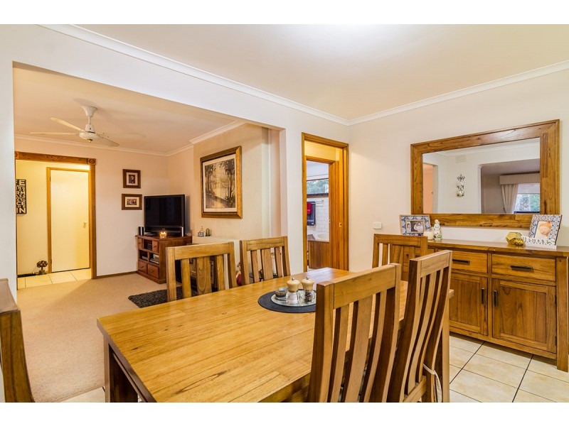 99 Clarendon Street, Cranbourne VIC 3977
