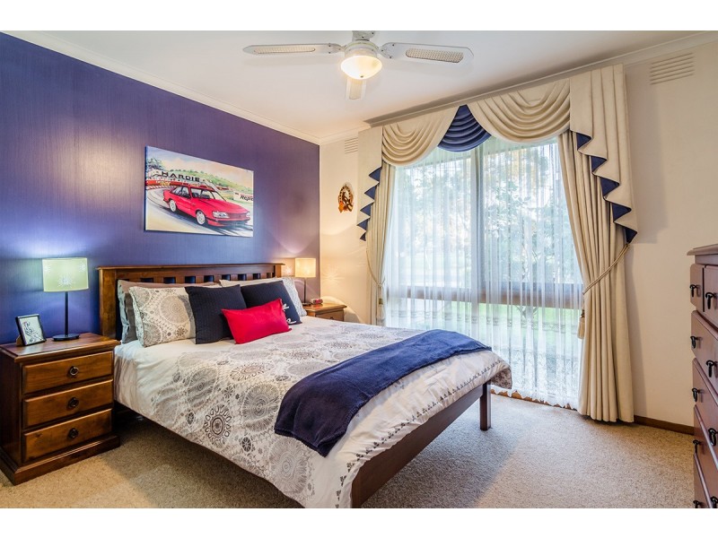 99 Clarendon Street, Cranbourne VIC 3977