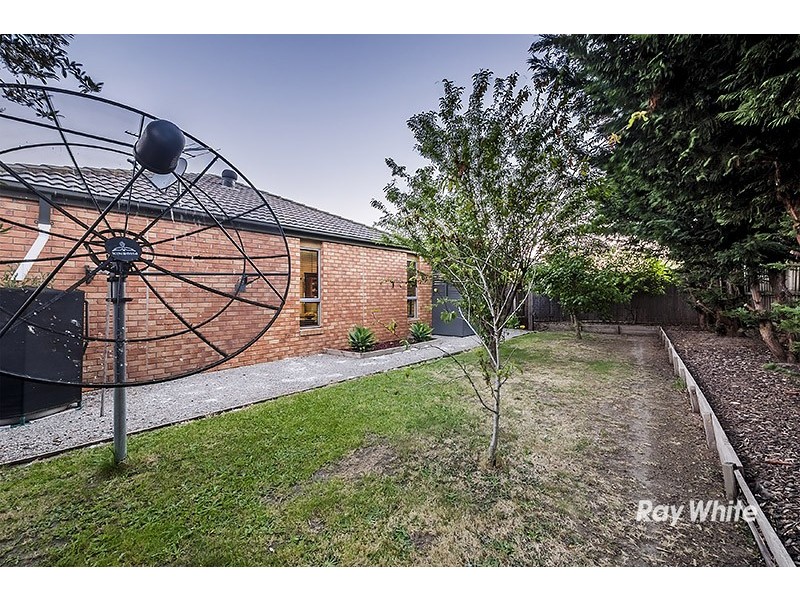 7 Tea Tree Court, Lyndhurst VIC 3975