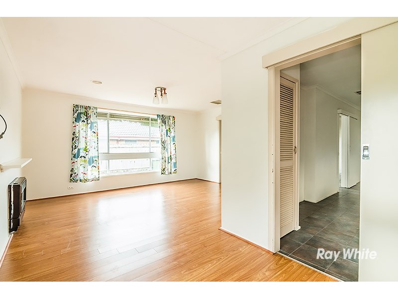 42 Lurline Street, Cranbourne VIC 3977