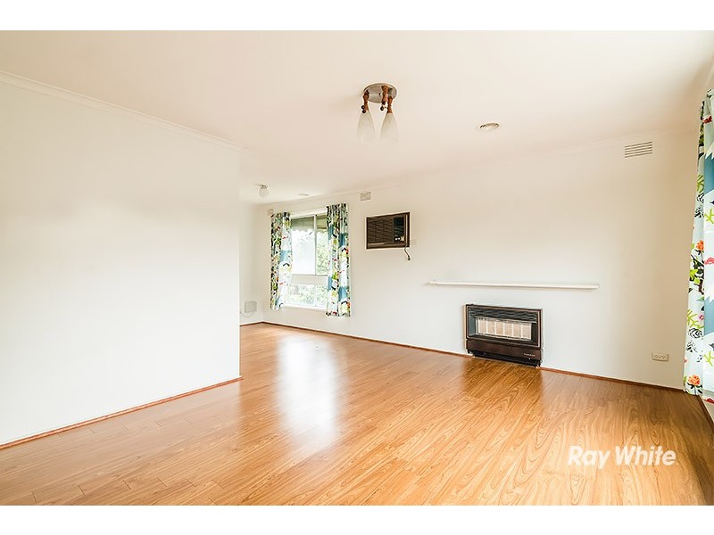 42 Lurline Street, Cranbourne VIC 3977