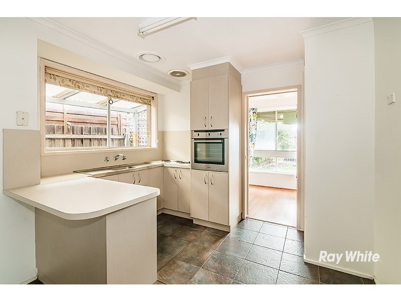 42 Lurline Street, Cranbourne VIC 3977