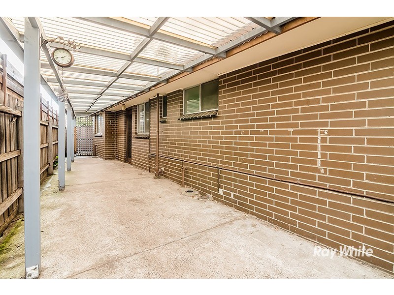 42 Lurline Street, Cranbourne VIC 3977