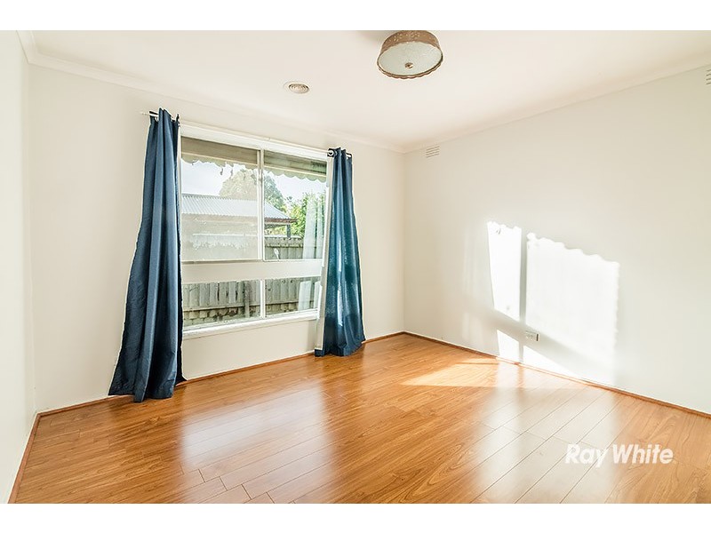 42 Lurline Street, Cranbourne VIC 3977