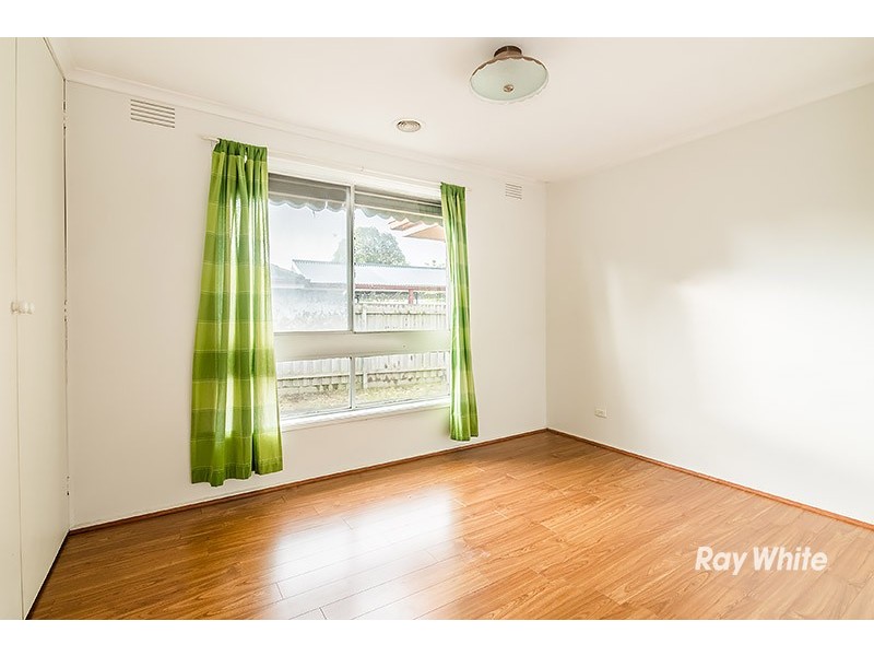 42 Lurline Street, Cranbourne VIC 3977