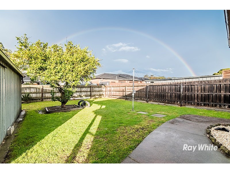 42 Lurline Street, Cranbourne VIC 3977