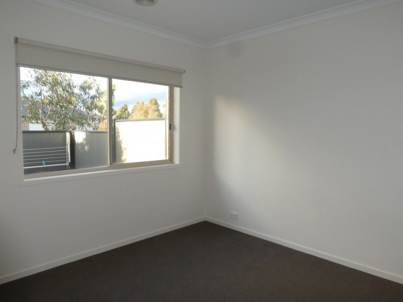 78 Selandra Boulevard, Clyde North VIC 3978