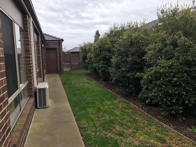 78 Selandra Boulevard, Clyde North VIC 3978