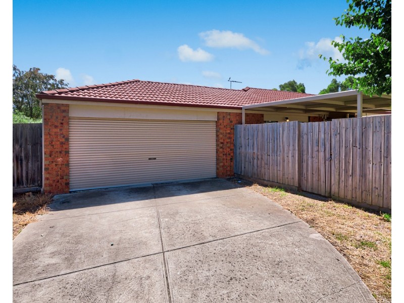 21 Ebony Street, Cranbourne VIC 3977