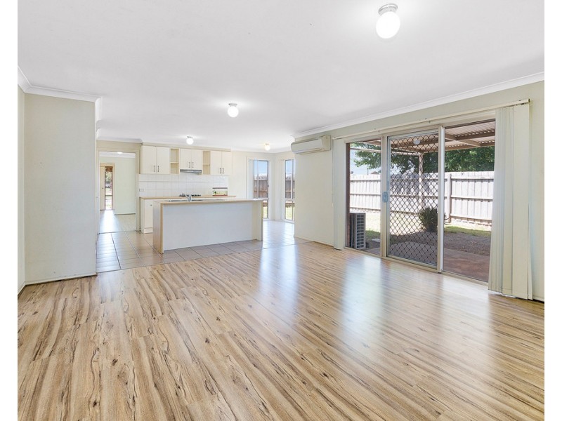 21 Ebony Street, Cranbourne VIC 3977