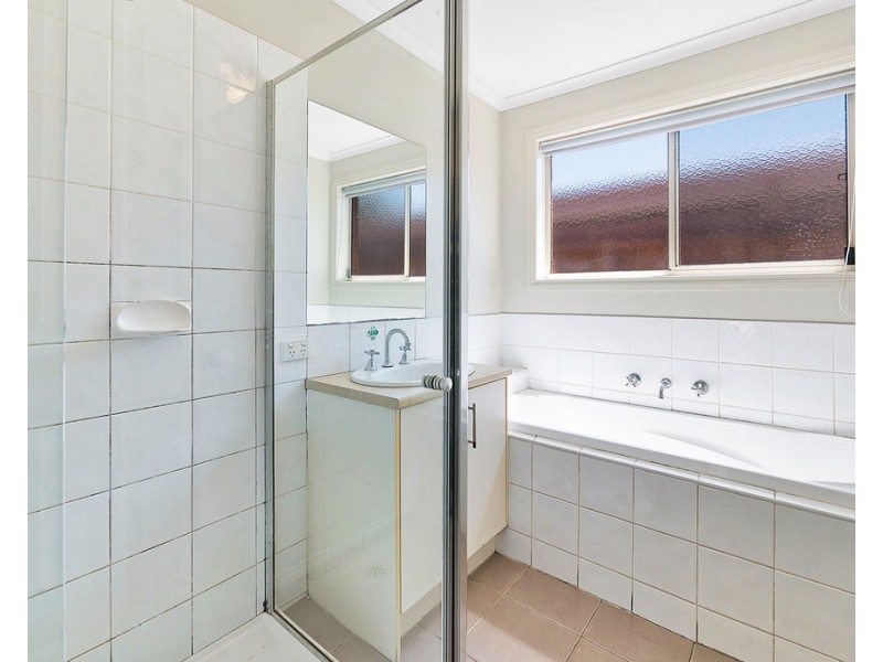 21 Ebony Street, Cranbourne VIC 3977