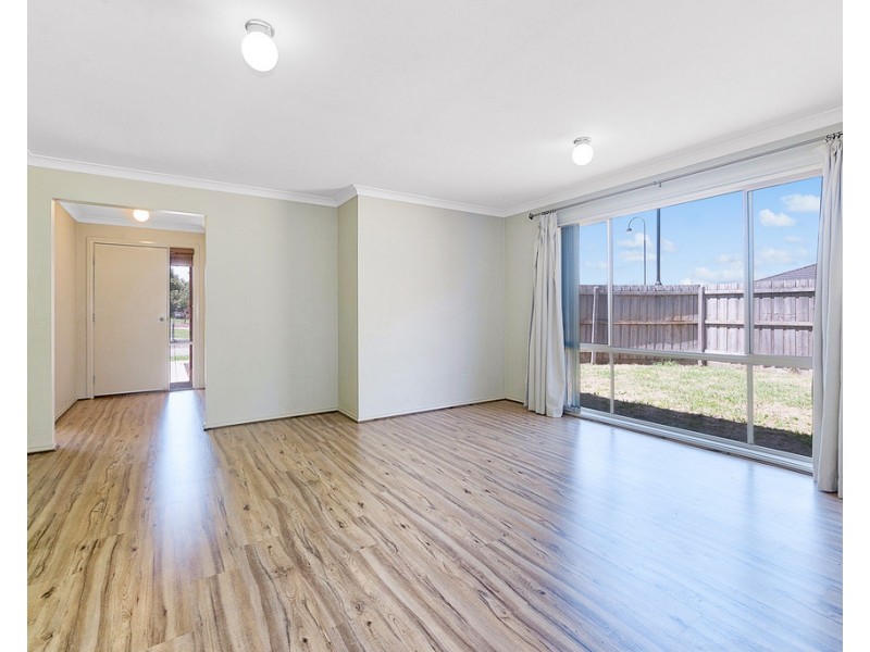 21 Ebony Street, Cranbourne VIC 3977