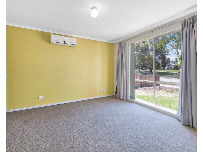 21 Ebony Street, Cranbourne VIC 3977