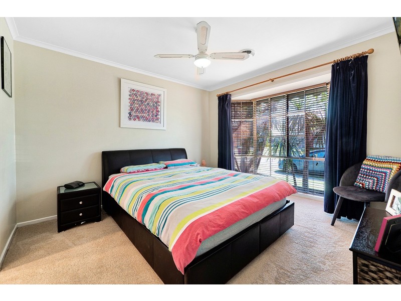 6 Lowther Court, Cranbourne North VIC 3977