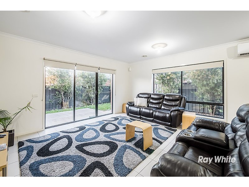 80 Selandra Boulevard, Clyde North VIC 3978