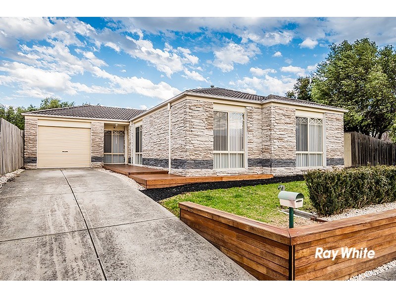 6 Edgewood Close, Narre Warren South VIC 3805