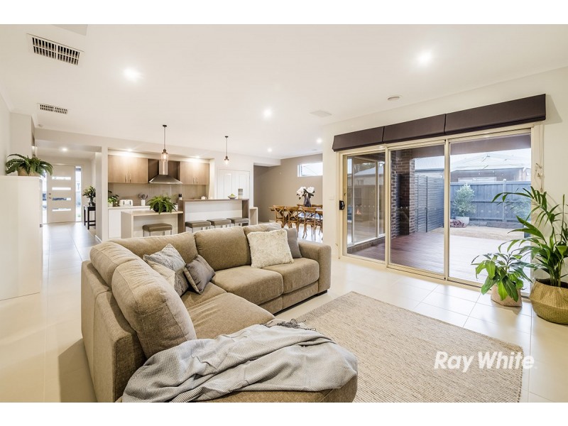 17 Red Mallee Court, Lyndhurst VIC 3975