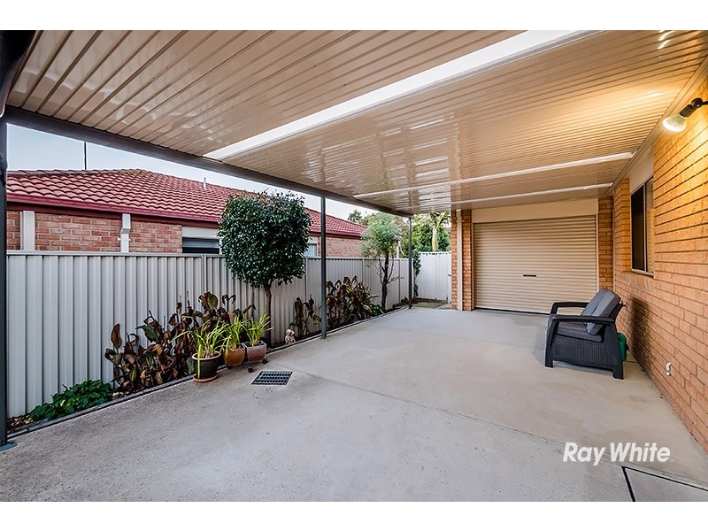 13 Willowbank Place, Cranbourne East VIC 3977