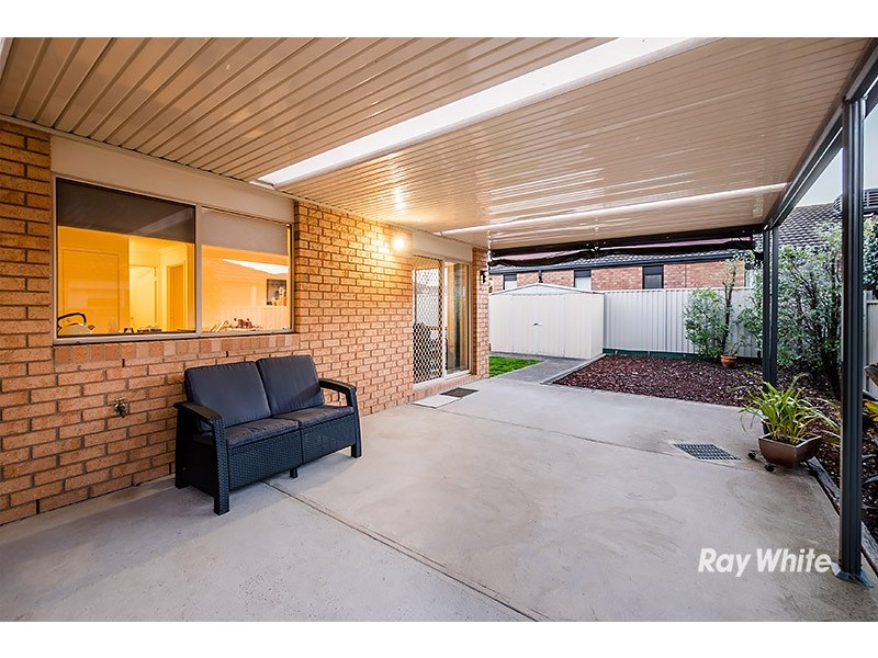 13 Willowbank Place, Cranbourne East VIC 3977