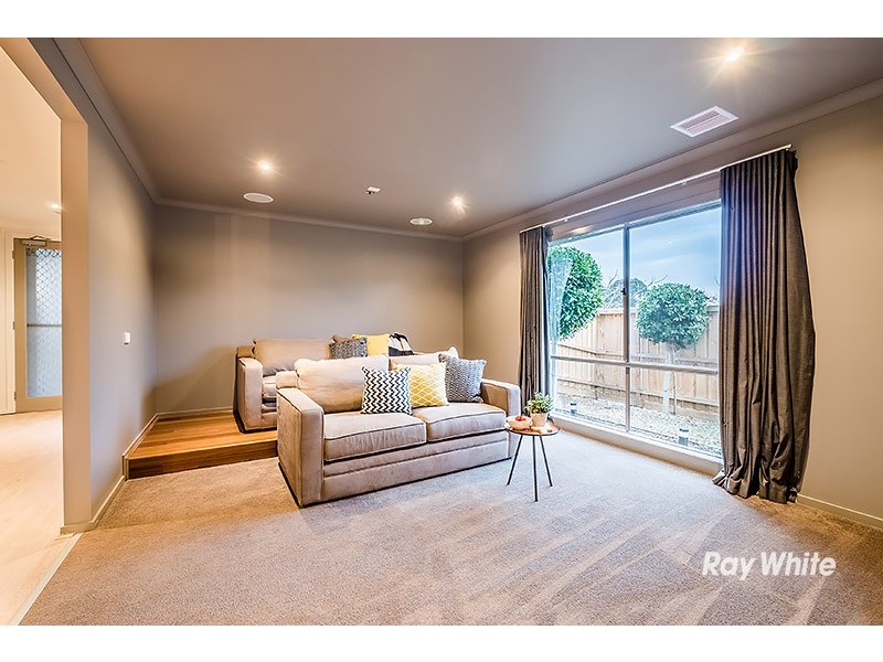 64 Flowerbloom Crescent, Clyde North VIC 3978