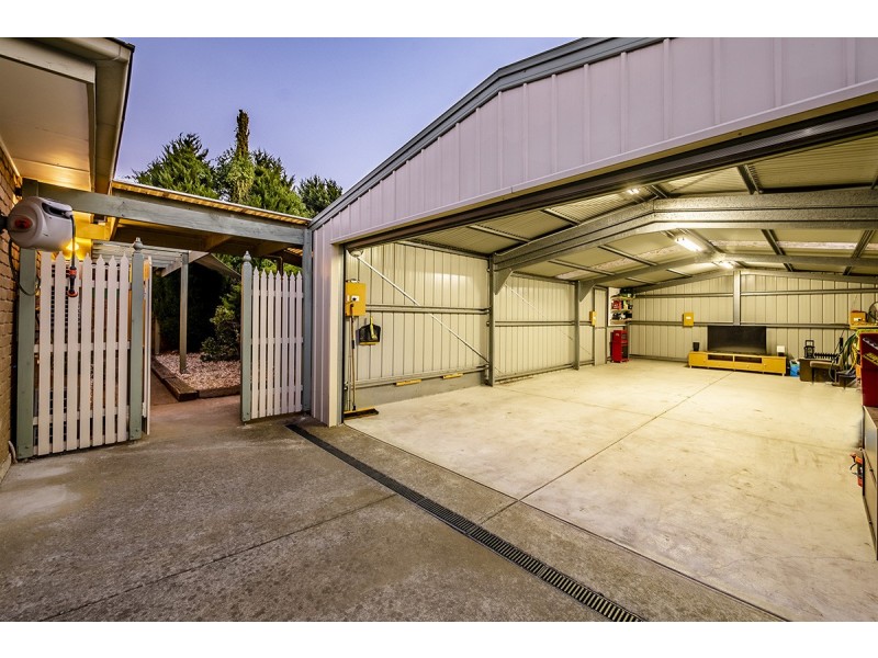 13 Darcy Court, Cranbourne VIC 3977