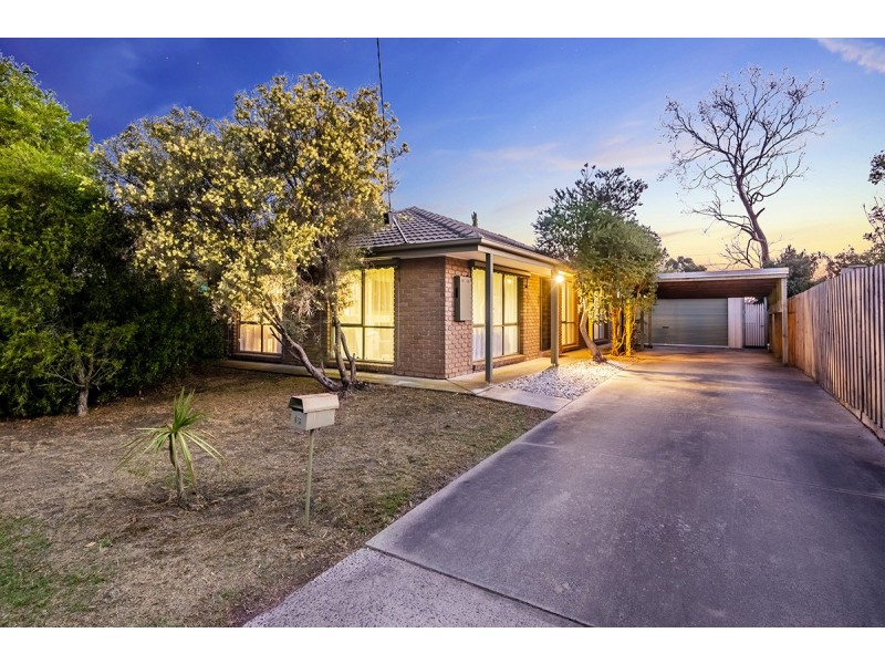 13 Darcy Court, Cranbourne VIC 3977