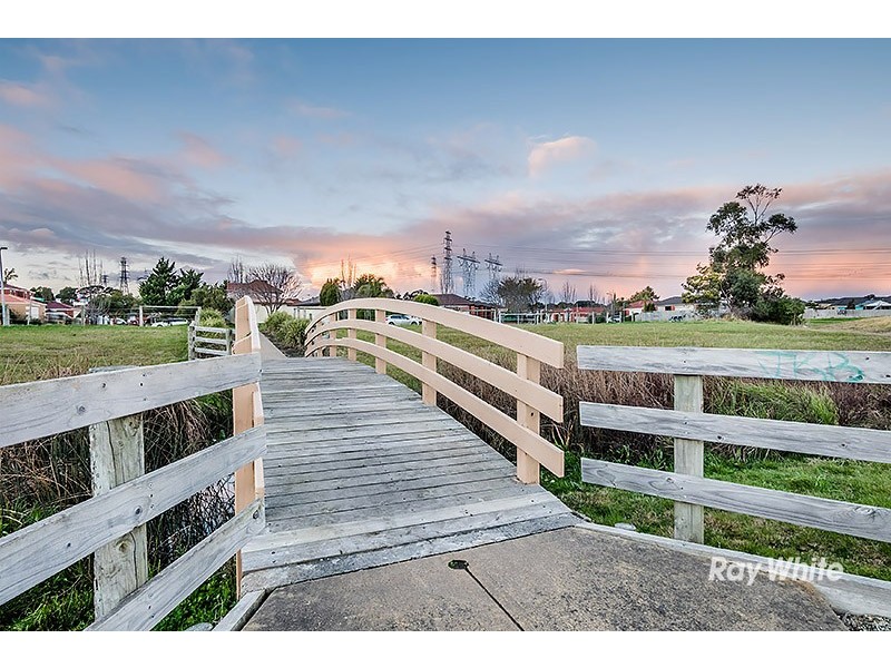 79 Laura Drive, Hampton Park VIC 3976