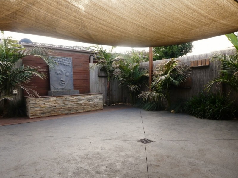 10A Breamlea Way, Cranbourne West VIC 3977