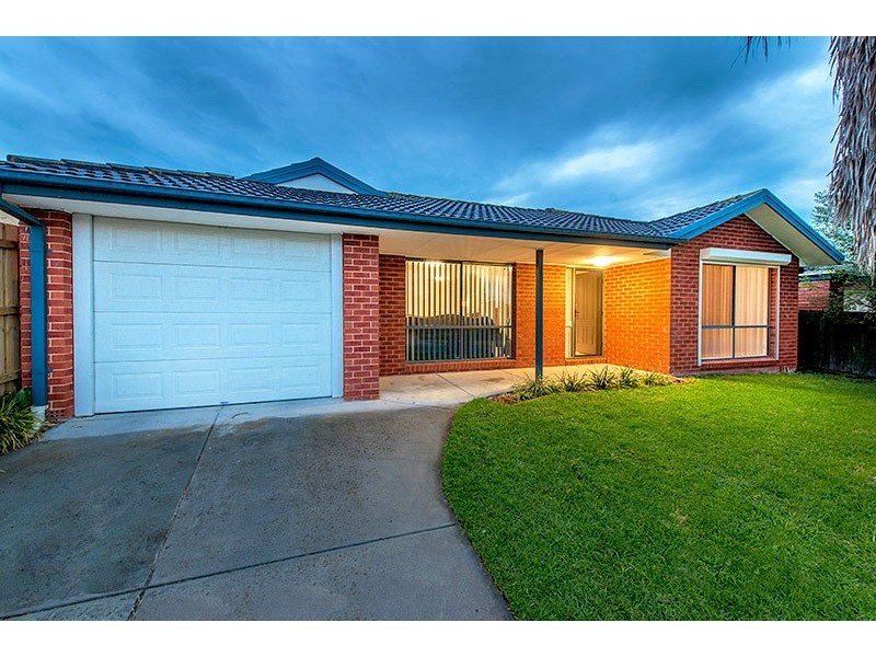 20 Overall Drive, Skye VIC 3977