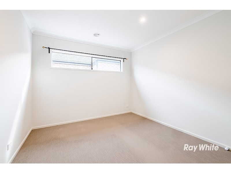 64 City Vista Circuit, Cranbourne West VIC 3977