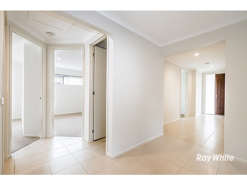 64 City Vista Circuit, Cranbourne West VIC 3977