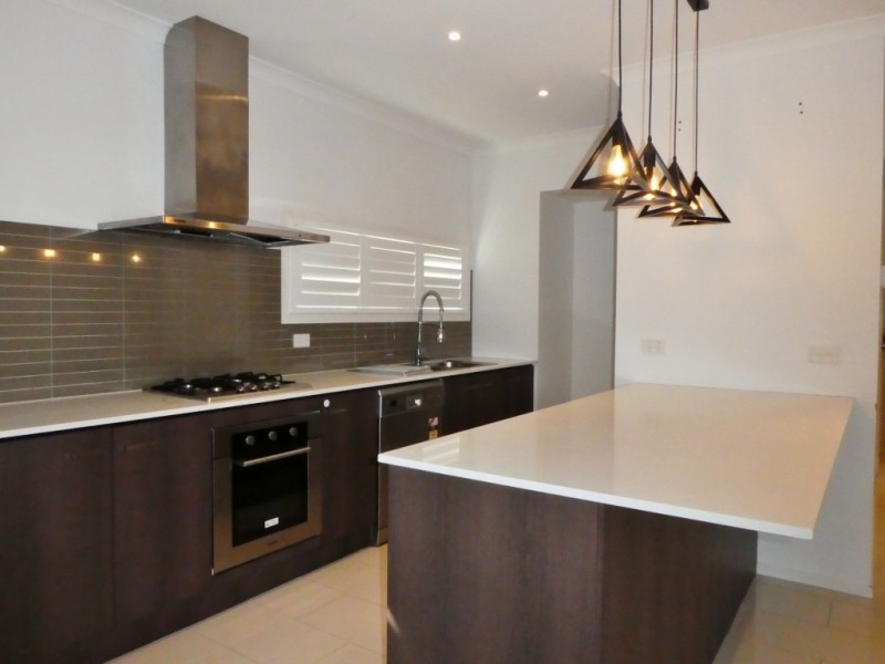 51 Bimberry Circuit, Clyde VIC 3978