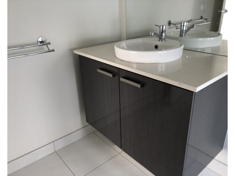 14 Davenport Crescent, Cranbourne West VIC 3977