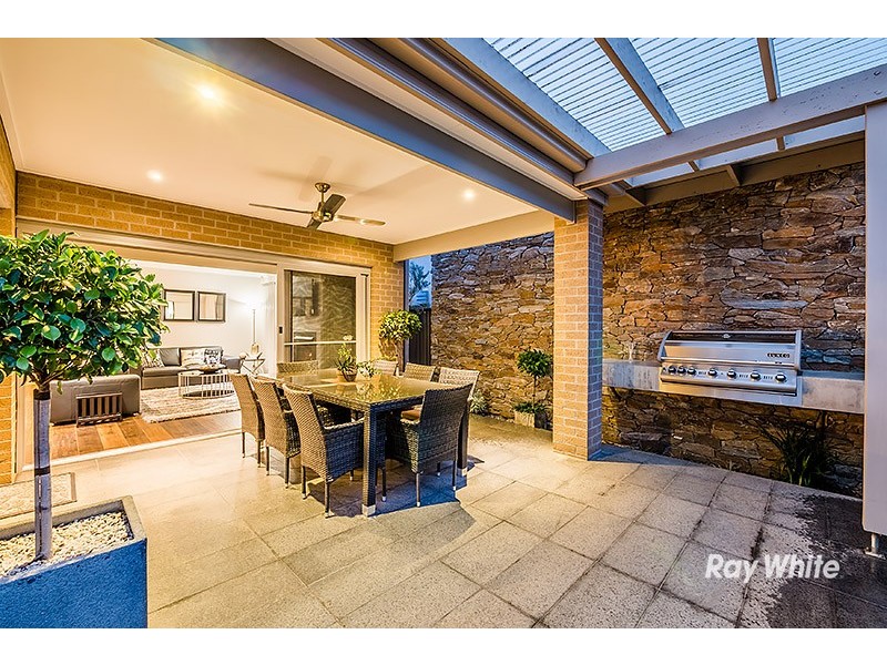 16 Percheron Way, Clyde North VIC 3978