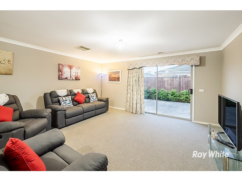 1 Finn Place, Lyndhurst VIC 3975