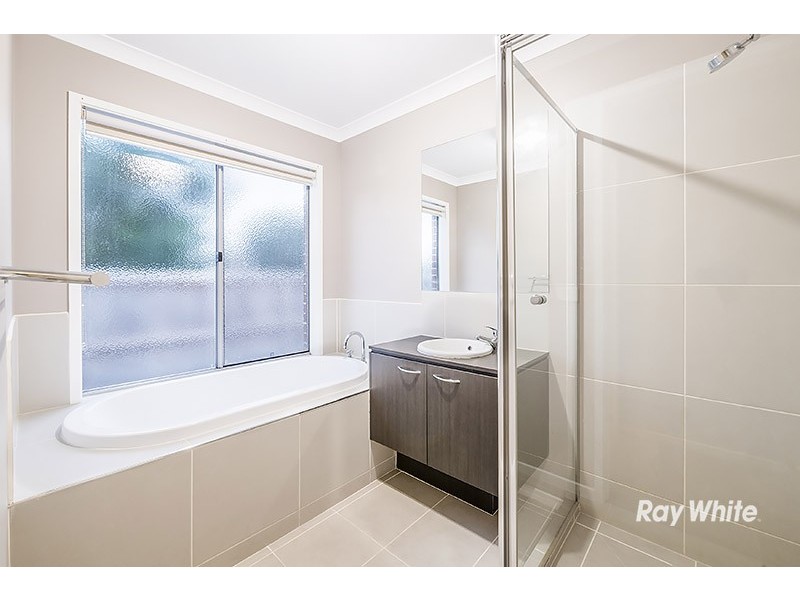 1 Finn Place, Lyndhurst VIC 3975