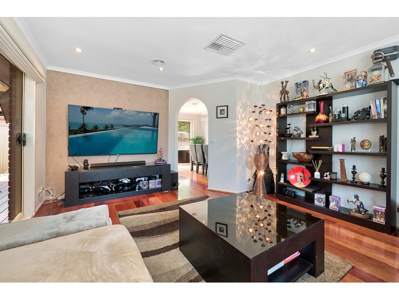 3 Don Drive, Cranbourne West VIC 3977