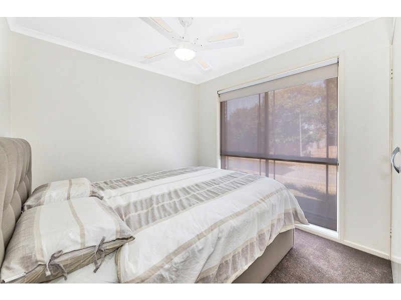 3 Don Drive, Cranbourne West VIC 3977