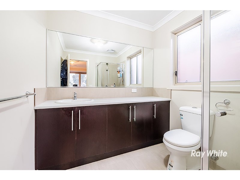 12 Copernicus Circuit, Cranbourne West VIC 3977