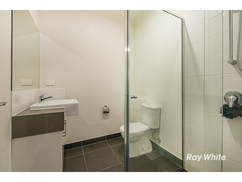 19 Denistoun Crescent, Cranbourne VIC 3977