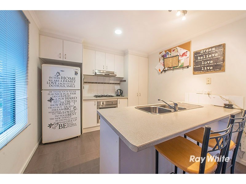 71 Calais Circuit, Cranbourne West VIC 3977