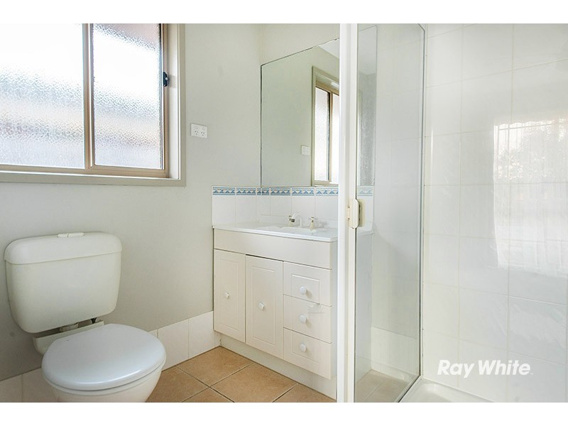 32 Genista Road, Cranbourne West VIC 3977