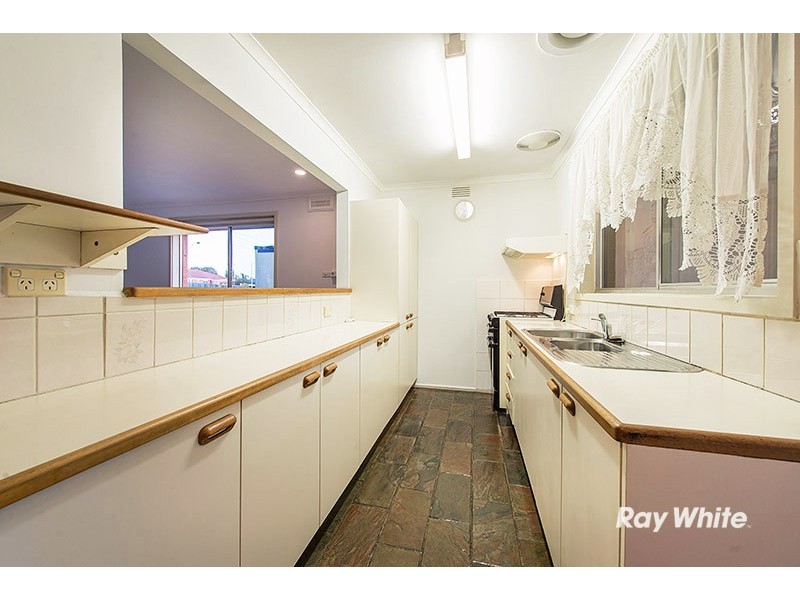 19 Hallam Road, Hampton Park VIC 3976