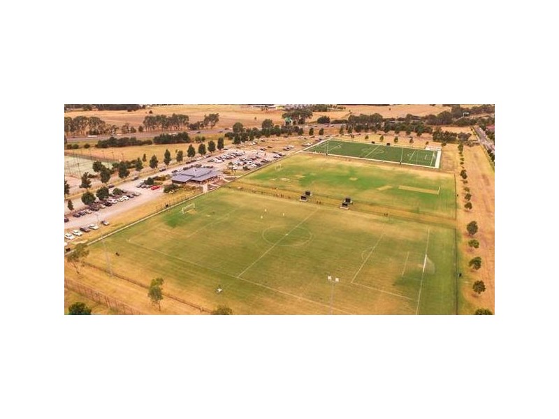 12 Llano Circuit, Berwick VIC 3806